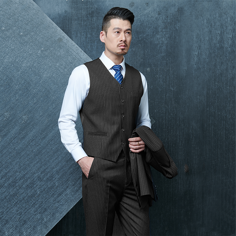 Waistcoat Adjustable Buckle Detail